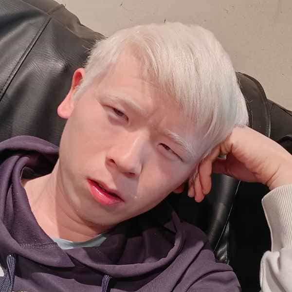 32岁岁贵州单身帅哥 - 克孜勒苏柯尔克孜吉缘网