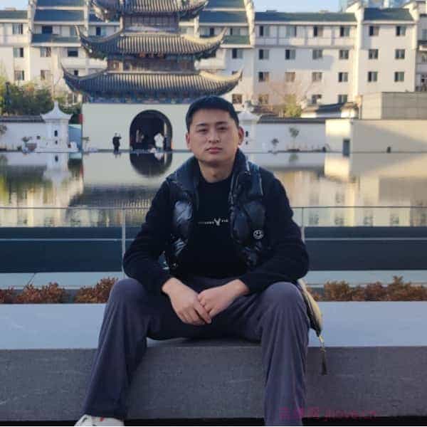 31岁岁湖北单身帅哥 - 克孜勒苏柯尔克孜吉缘网